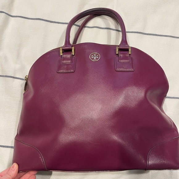 Tory Burch Robinson Dome Satchel - Picture 4 of 8